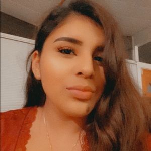 Meet your Posher, Karla